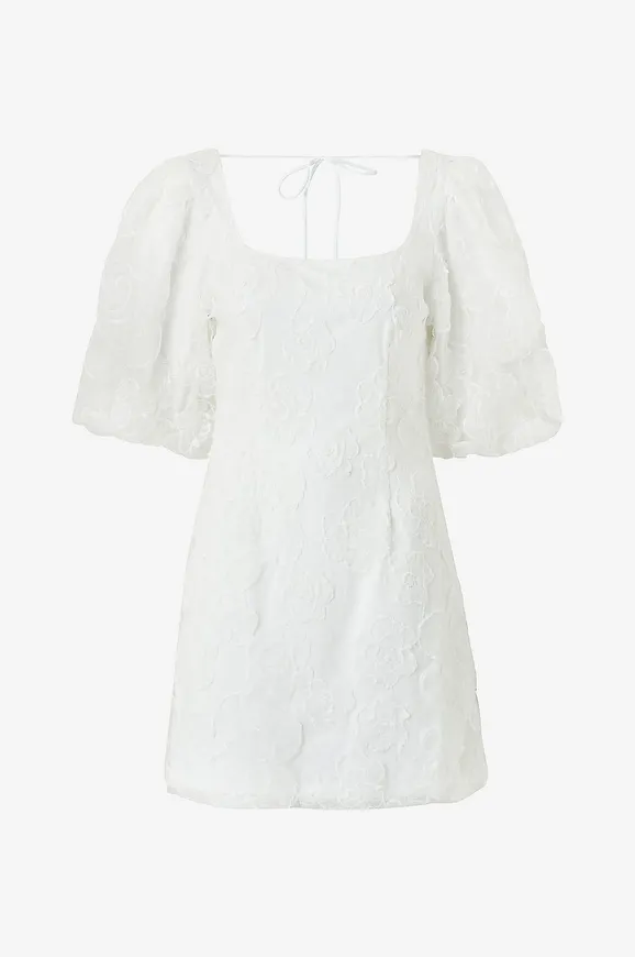 Vit klänning med detaljer 2026 från BUBBLEROOM för dam