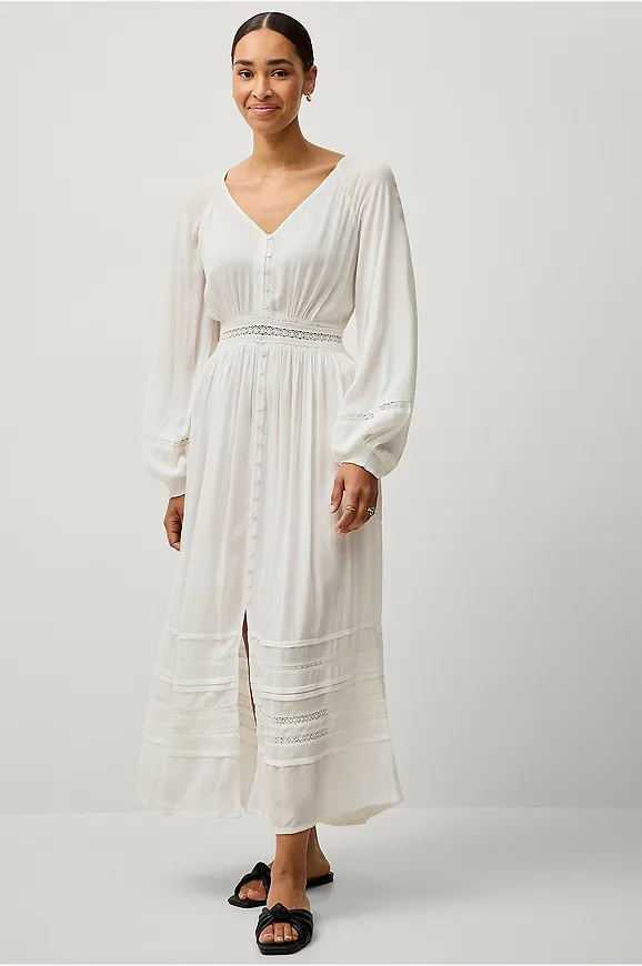 Vit lång klänning med spets från Ellos Collection för dam 2026